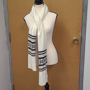 Ricki's Ivory Knit Scarf
